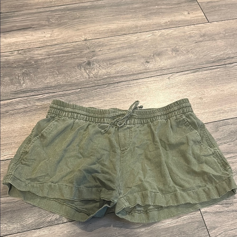 Old Navy shorts, size M